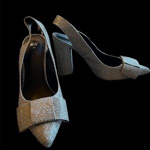 Grey sparkling evening shoes size 8 1/2